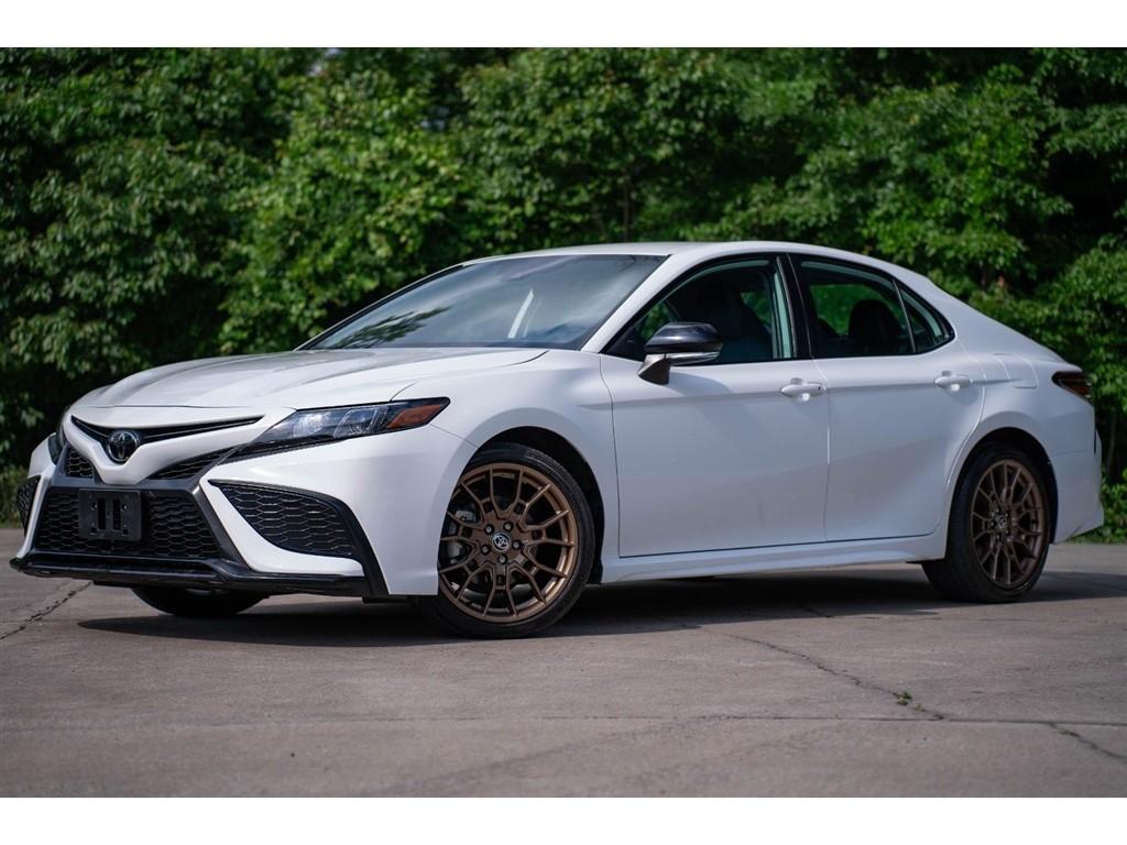 Toyota Camry White